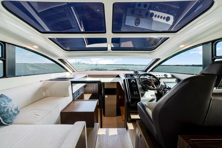2024 Fairline 50 