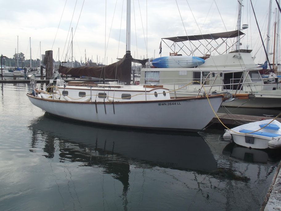 1989 Sailboat Hereshoff Townsend 30 Cutter for sale YachtWorld