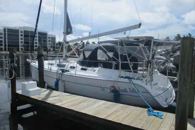 Hunter 356