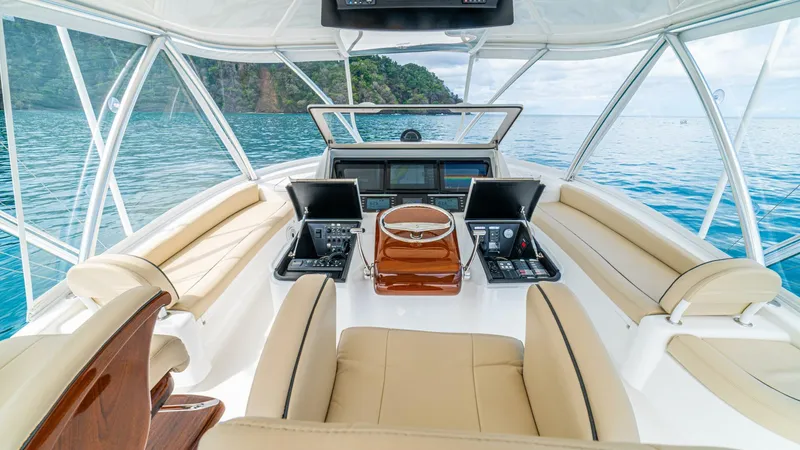 El Lobo Yacht Photos Pics 