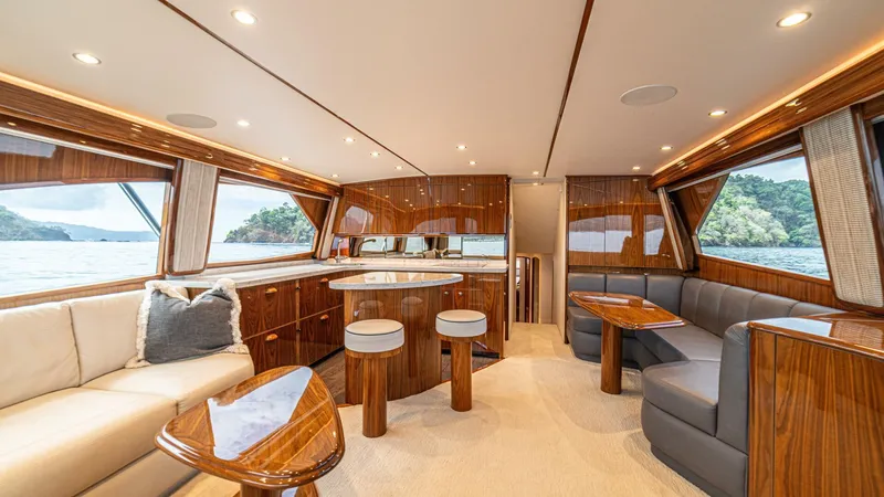 El Lobo Yacht Photos Pics 