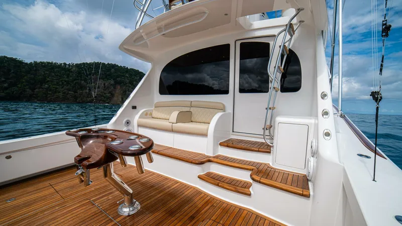 El Lobo Yacht Photos Pics 