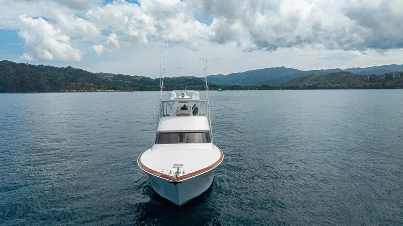 El Lobo Yacht Photos Pics 