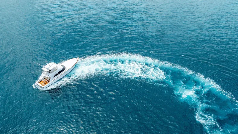 El Lobo Yacht Photos Pics 