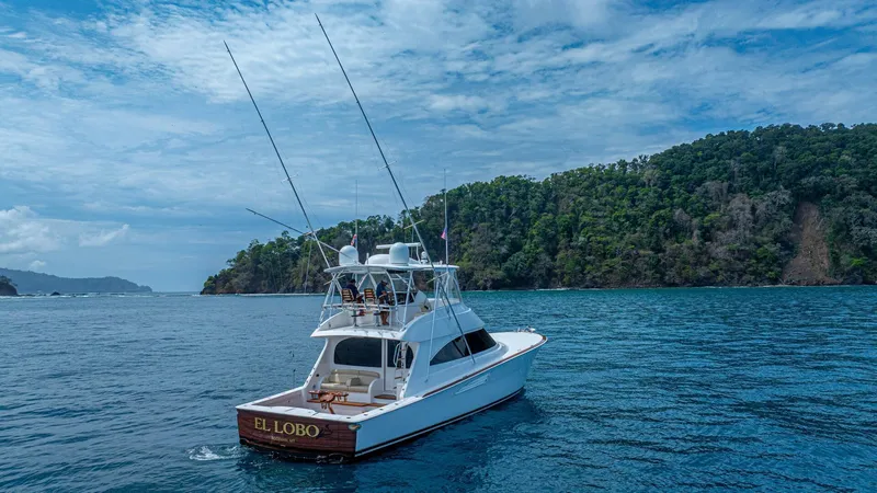 El Lobo Yacht Photos Pics 