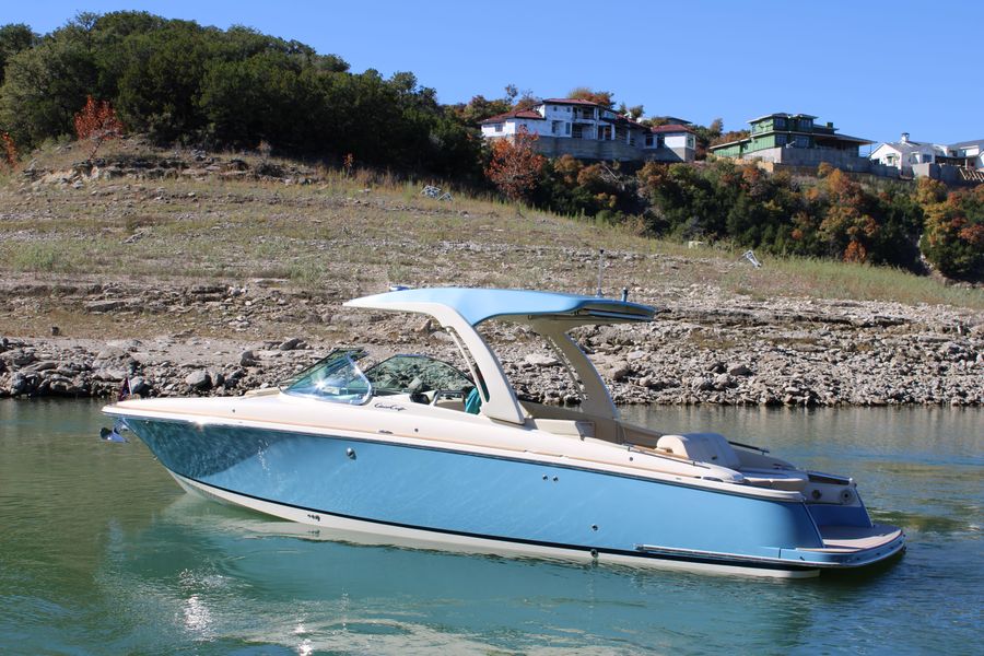 2022 Chris-Craft Launch 31 GT