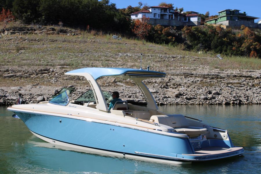 2022 Chris-Craft Launch 31 GT