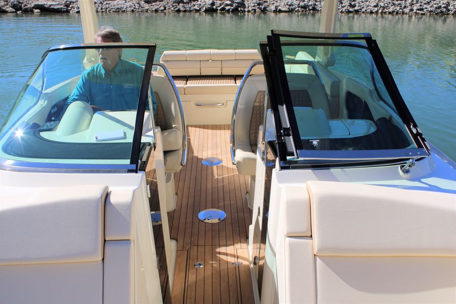 2022 Chris-Craft Launch 31 GT