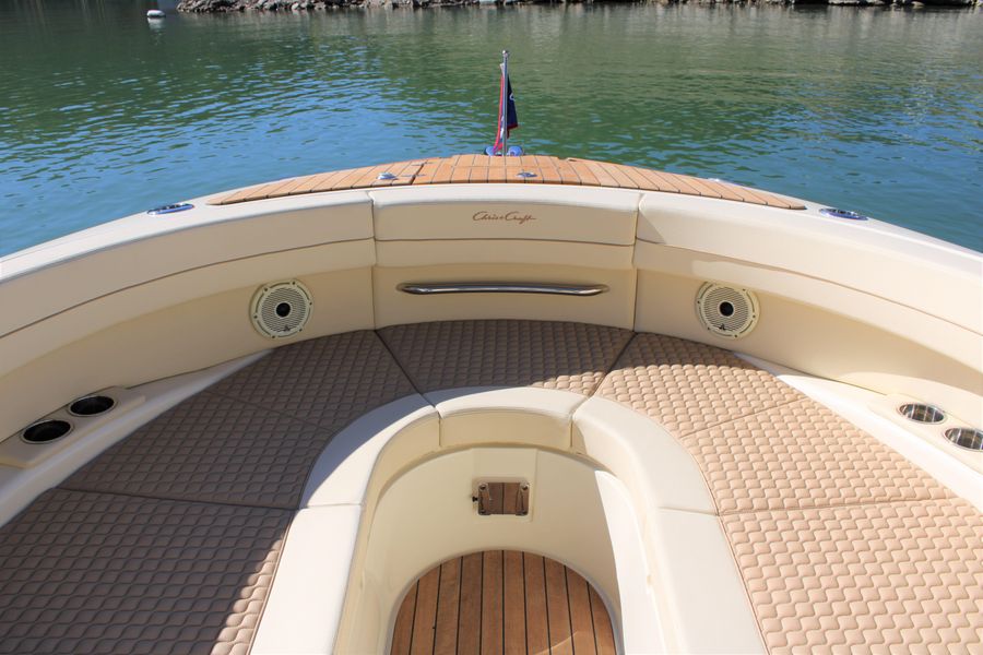 2022 Chris-Craft Launch 31 GT