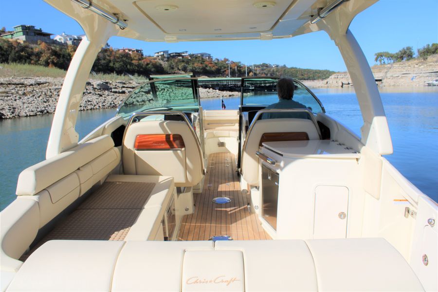 2022 Chris-Craft Launch 31 GT