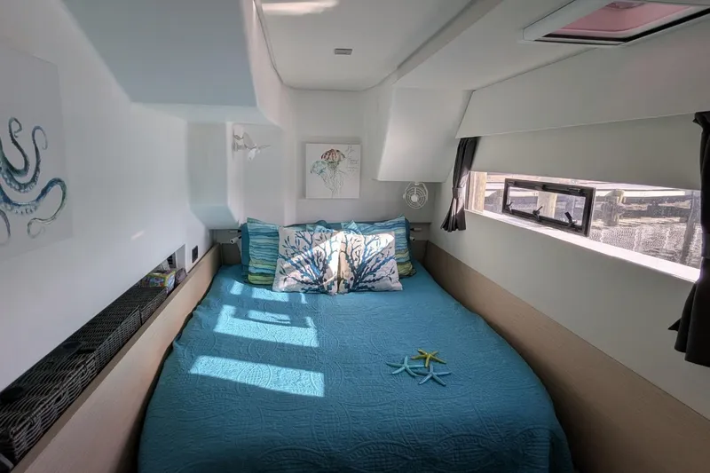 Fly Girl Yacht Photos Pics Cozy bedroom in 2020 Fountaine Pajot MY 37 yacht with nautical decor.