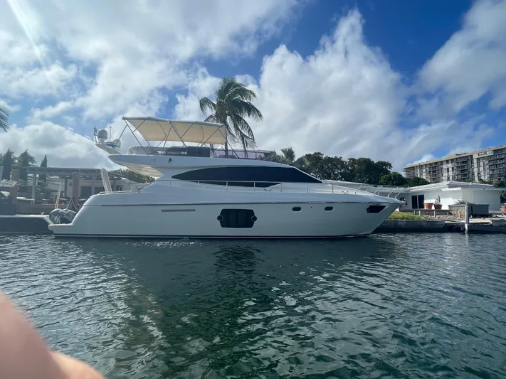 Ferretti 530 Flybridge Yacht Photos Pics 