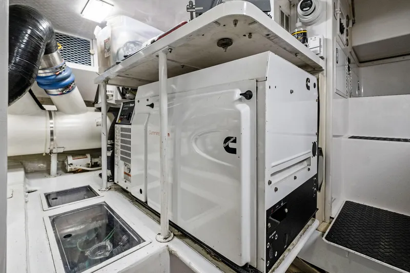 Saltwater Cowboys Yacht Photos Pics 2002 61 Viking Convertible - Saltwater Cowboy