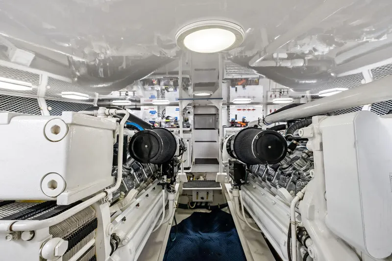 Saltwater Cowboys Yacht Photos Pics 2002 61 Viking Convertible - Saltwater Cowboy