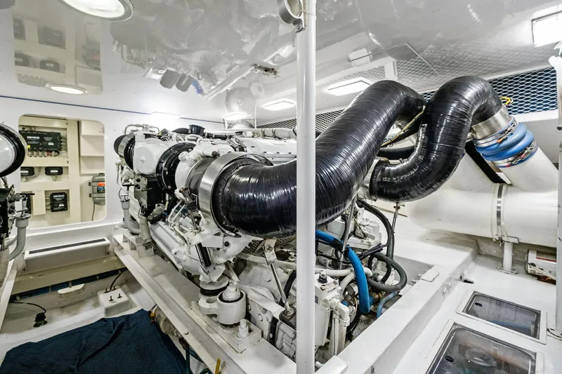 Saltwater Cowboys Yacht Photos Pics 2002 61 Viking Convertible - Saltwater Cowboy