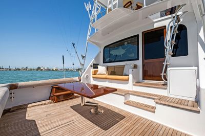 Yacht