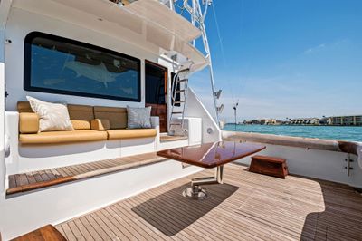 Yacht