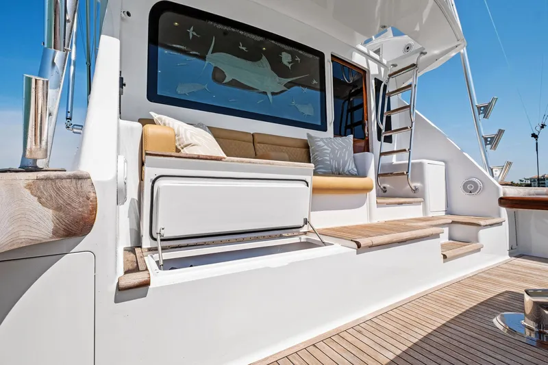 Saltwater Cowboys Yacht Photos Pics 2002 61 Viking Convertible - Saltwater Cowboy