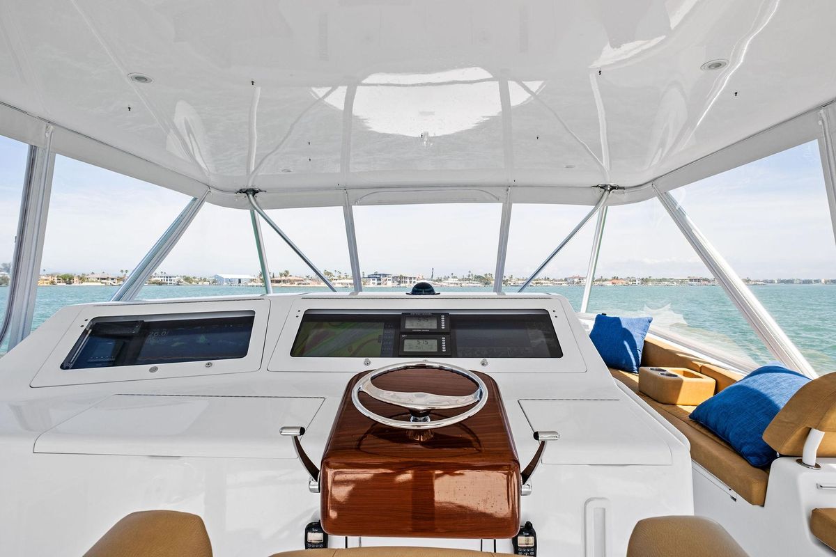 2002 Viking 61 