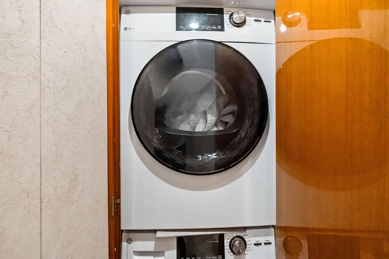 Saltwater Cowboys Yacht Photos Pics 2002 61 Viking Convertible - Saltwater Cowboy