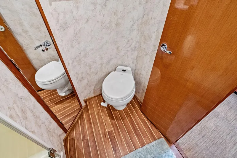 Saltwater Cowboys Yacht Photos Pics 2002 61 Viking Convertible - Saltwater Cowboy