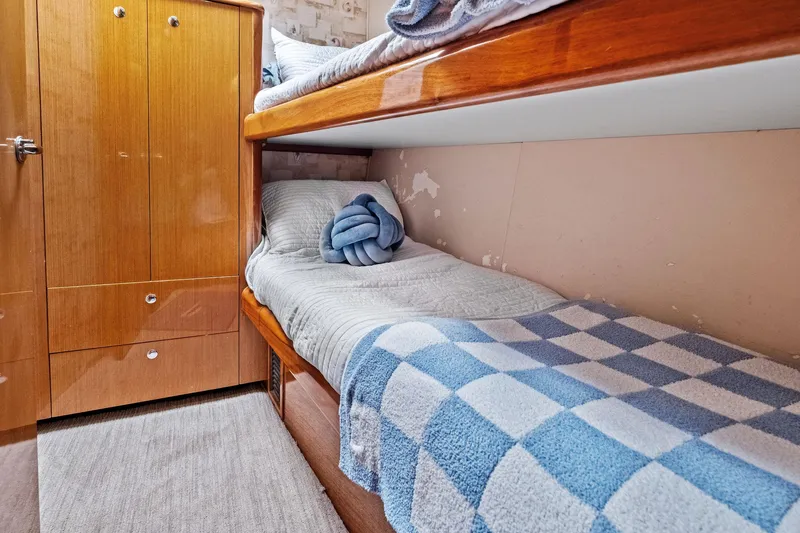 Saltwater Cowboys Yacht Photos Pics 2002 61 Viking Convertible - Saltwater Cowboy