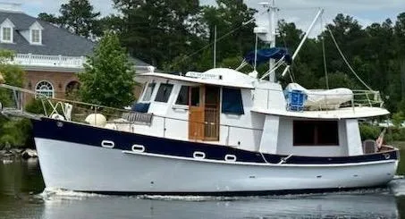 In Do Time Yacht Photos Pics 