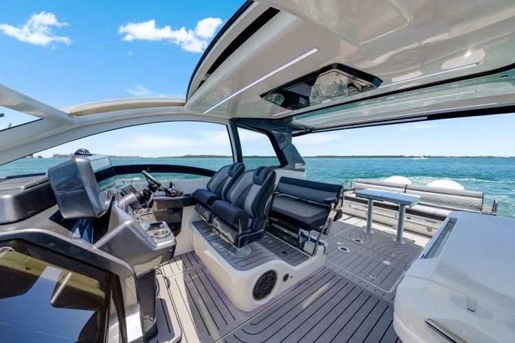  Yacht Photos Pics 2023 Galeon 375 Gto - Image 34
