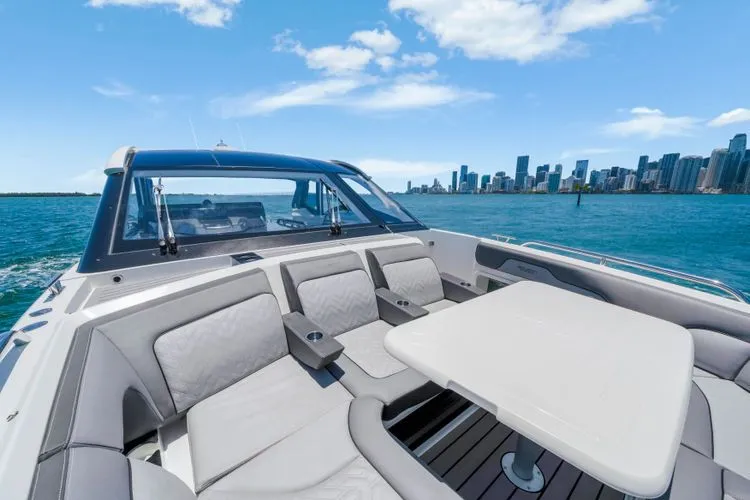  Yacht Photos Pics 2023 Galeon 375 Gto - Image 41