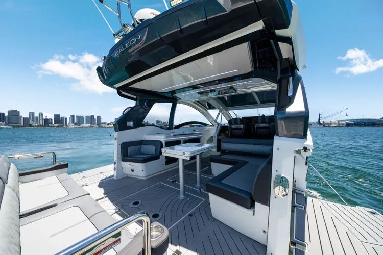  Yacht Photos Pics 2023 Galeon 375 Gto - Image 20
