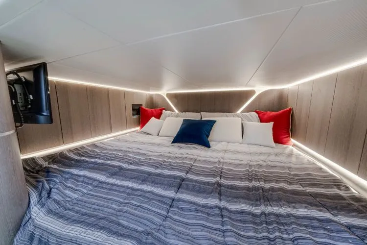  Yacht Photos Pics 2023 Galeon 375 Gto - Image 51