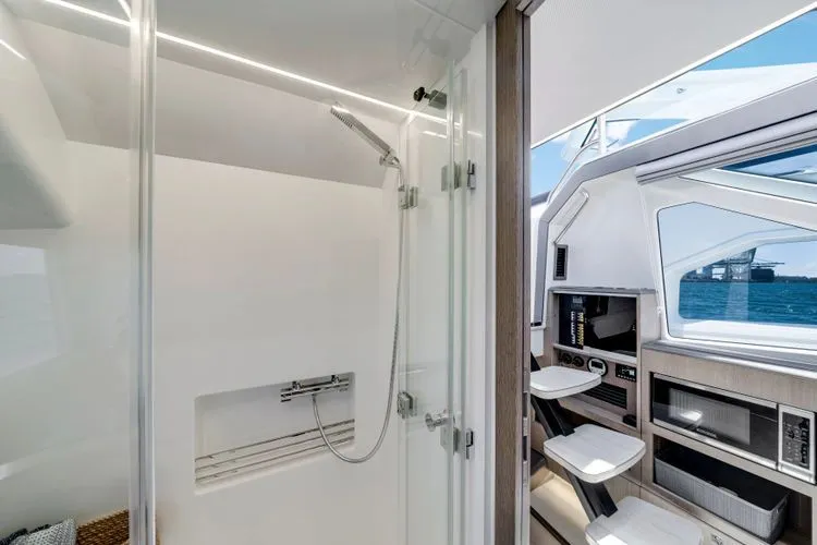  Yacht Photos Pics 2023 Galeon 375 Gto - Image 52