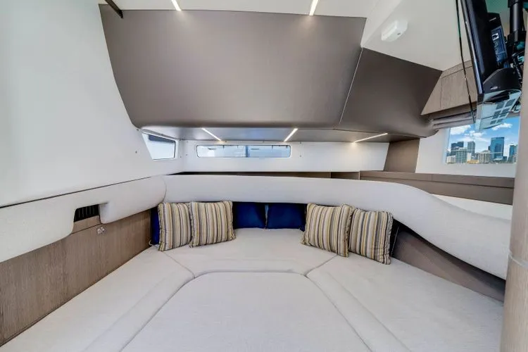  Yacht Photos Pics 2023 Galeon 375 Gto - Image 50