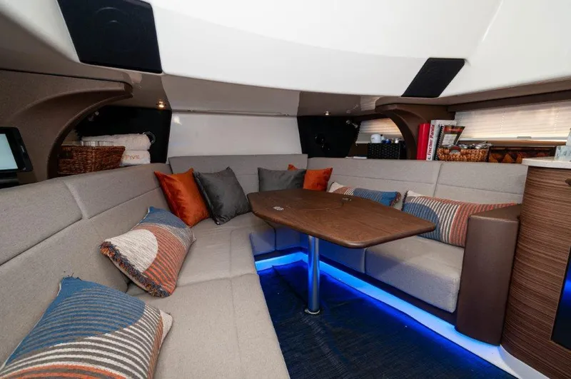 The Tyder II Yacht Photos Pics 2018 42 Boston Whaler 420 The Tyder II Outrage Salon 3