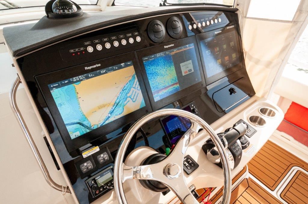 2018 Boston Whaler 42 