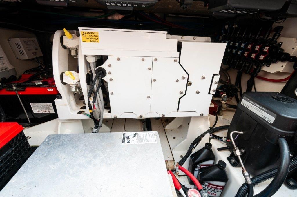 2018 Boston Whaler 42 