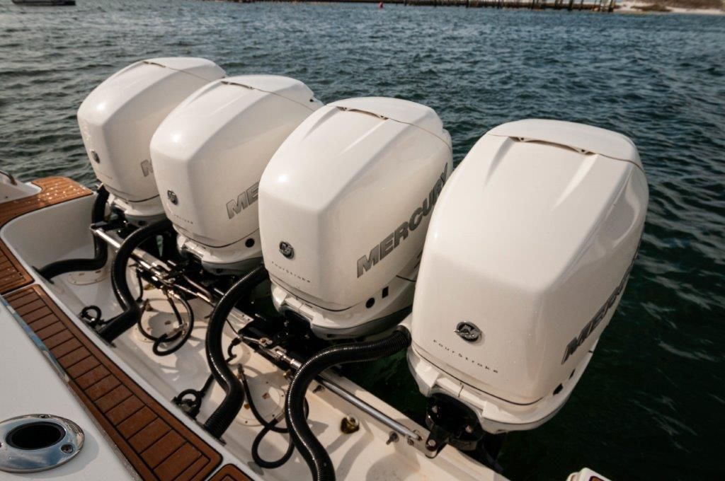 2018 Boston Whaler 42 