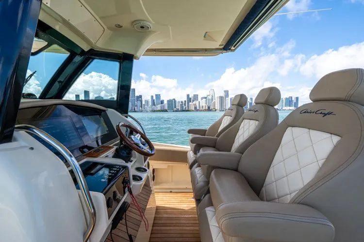  Yacht Photos Pics 2022 Chris-craft Catalina 34 - Image 19