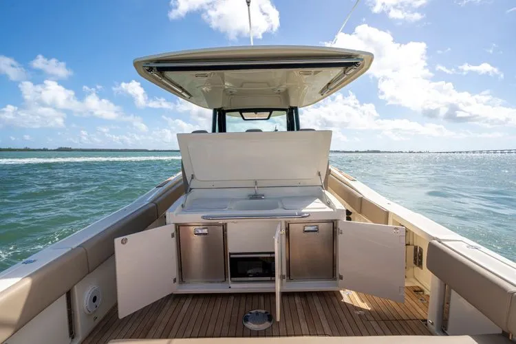  Yacht Photos Pics 2022 Chris-craft Catalina 34 - Image 15