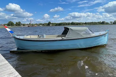 2022 Navalia 700 sloep