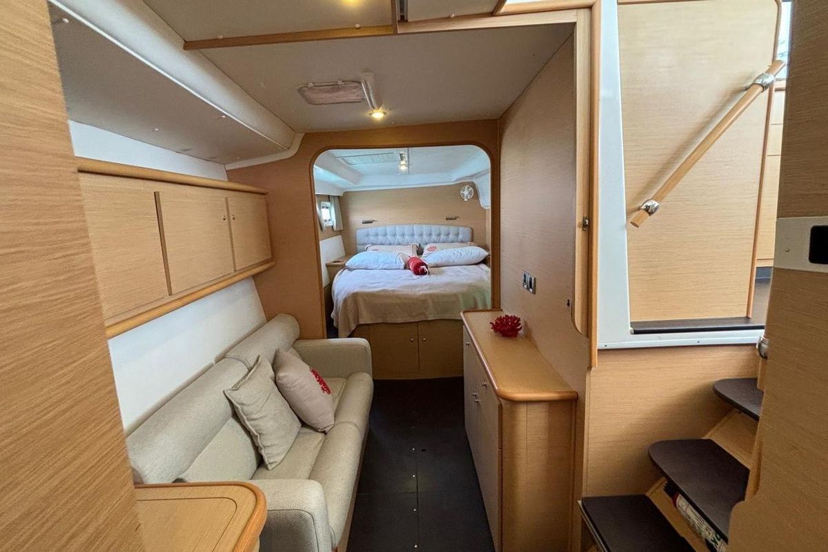2008 Lagoon 44 