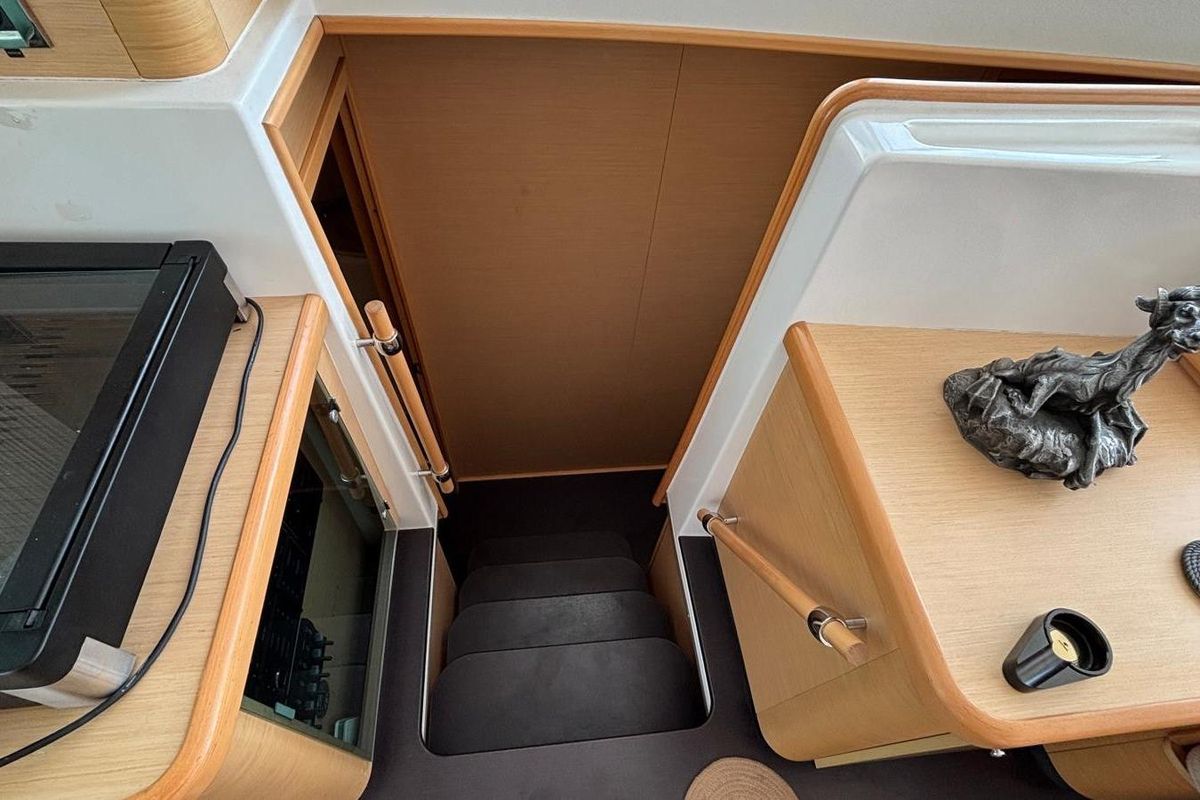 2008 Lagoon 44 