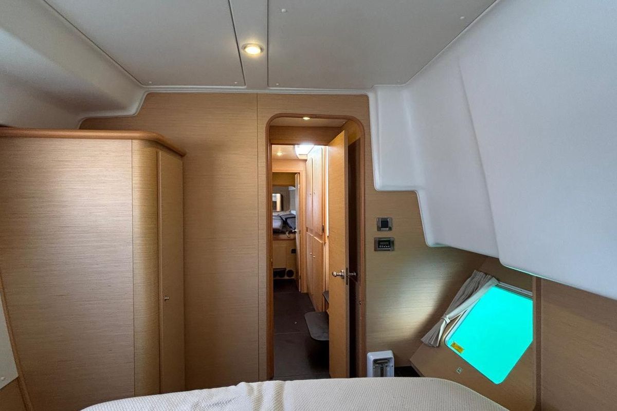 2008 Lagoon 44 