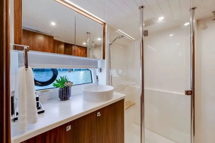  Yacht Photos Pics 2023 Riviera 64 Sports Motor Yacht - Image 42