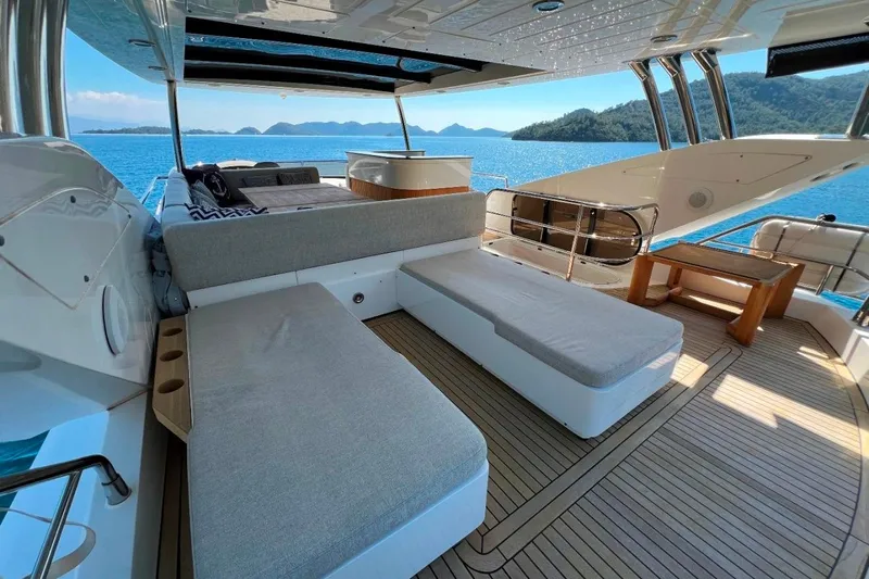  Yacht Photos Pics Luxurious Sunseeker 80 Yacht 2011 with spacious deck and stunning ocean view.