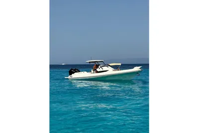 2024 Nuova Jolly Prince 33 Center Console