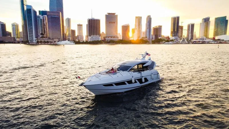  Yacht Photos Pics 2018 Sunseeker Predator 57 - Image 36