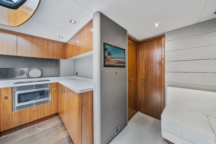  Yacht Photos Pics 2018 Sunseeker Predator 57 - Image 26