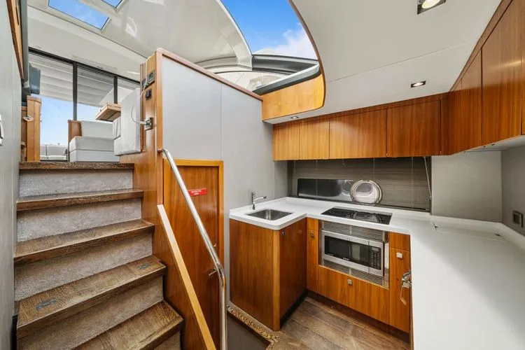  Yacht Photos Pics 2018 Sunseeker Predator 57 - Image 22