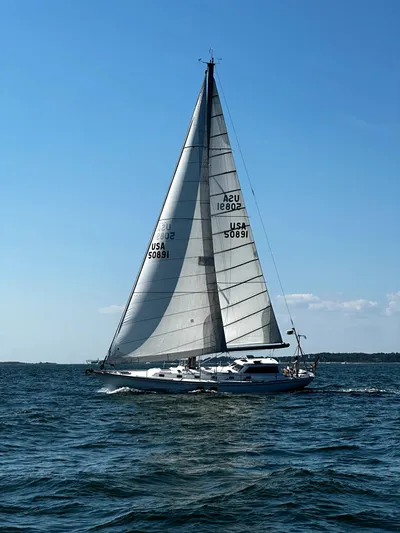 Tumblehome Yacht Photos Pics 